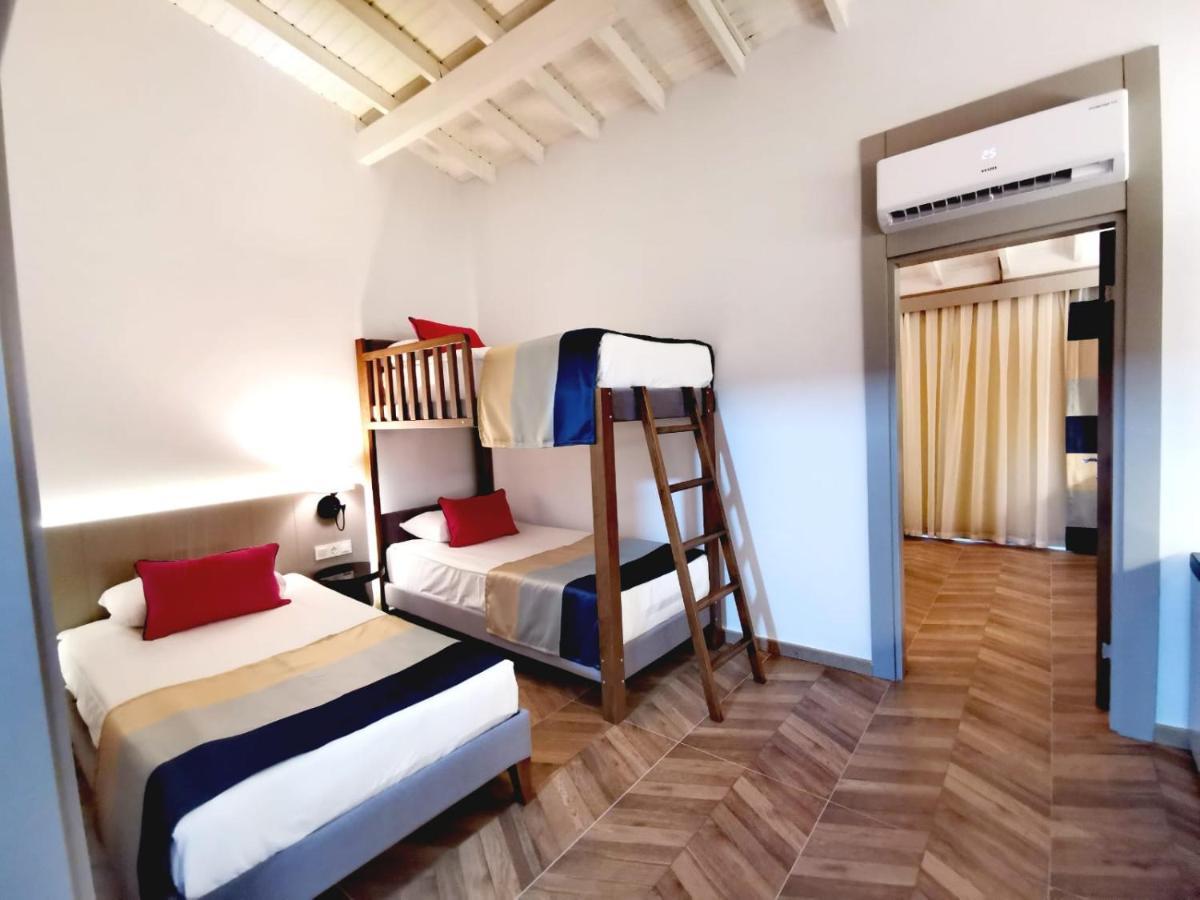 Crystal Flora Beach Resort Beldibi  Exterior foto