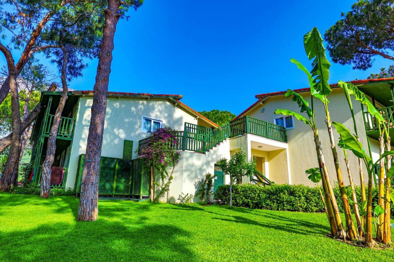 Crystal Flora Beach Resort Beldibi  Exterior foto