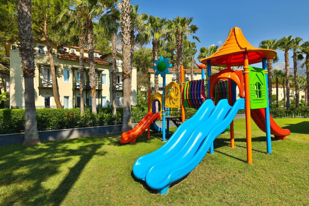 Crystal Flora Beach Resort Beldibi  Exterior foto