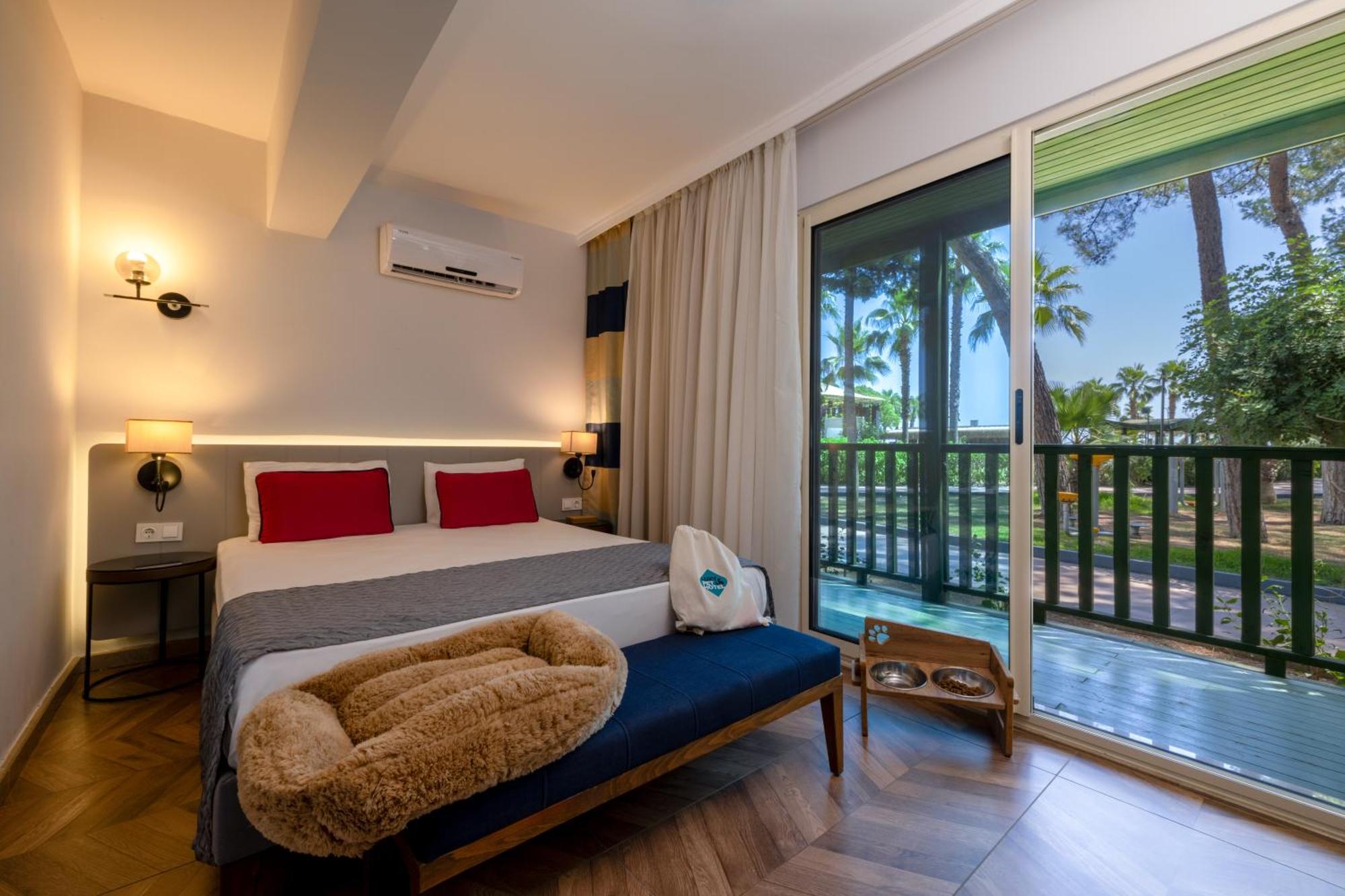 Crystal Flora Beach Resort Beldibi  Exterior foto